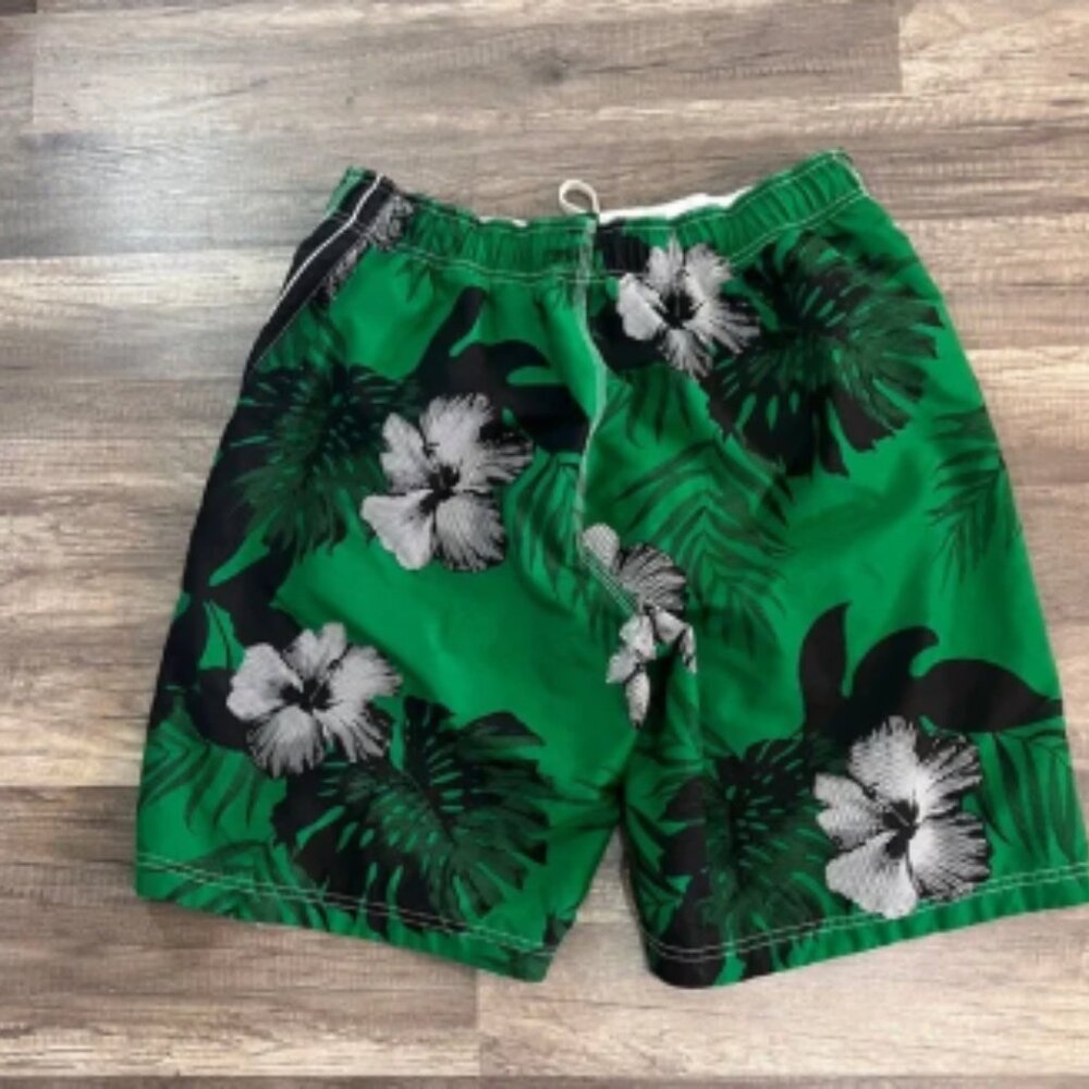 Speedo Green and Black Board Shorts with‎ Tropical Floral Print - Picture 2 of 6